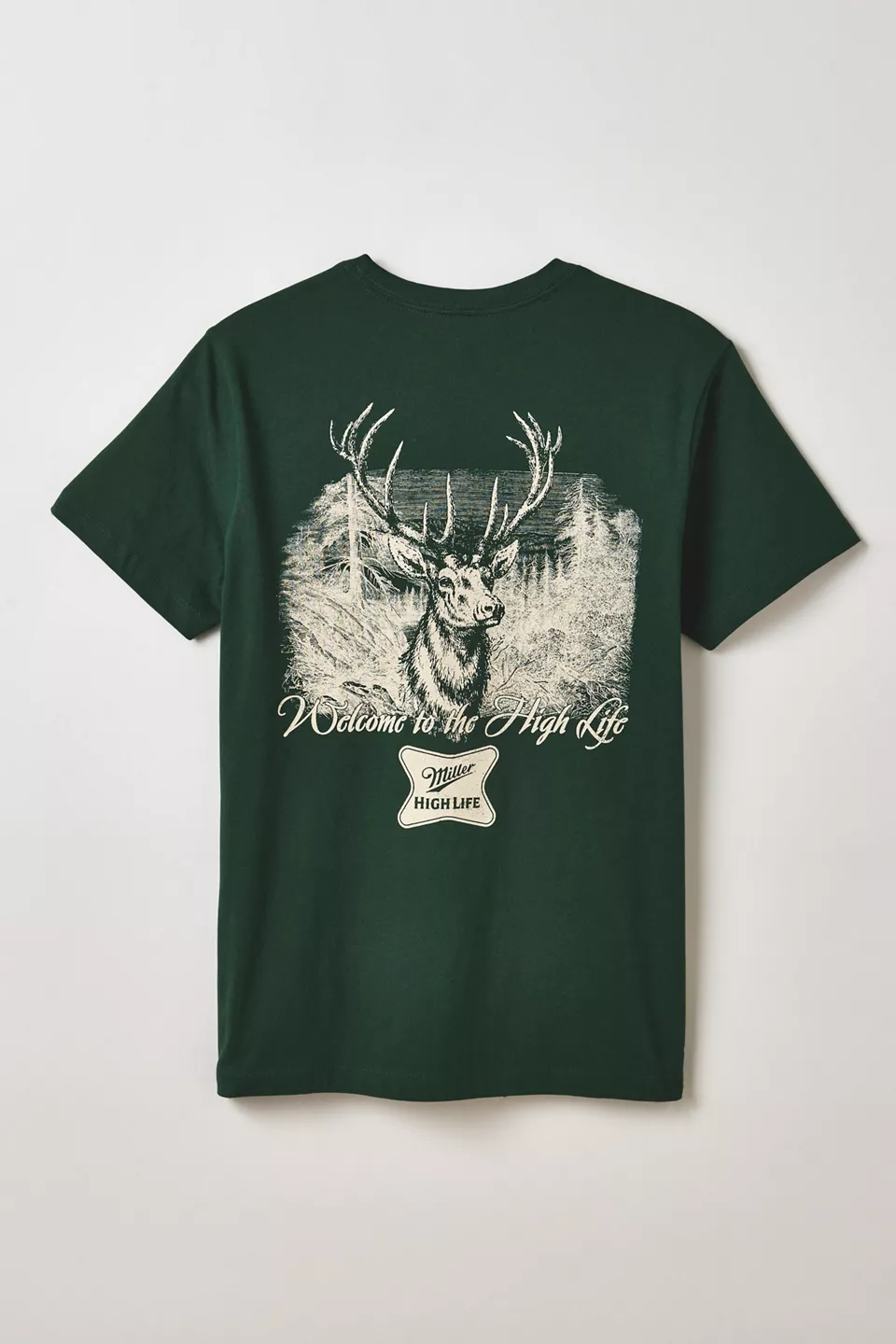 Effortless Cool: Oversized T-Shirts and Unique Trinkets